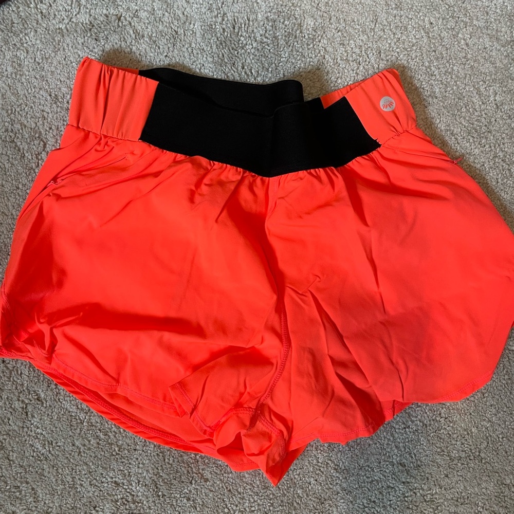Senita Prize Shorts 3 - Neon Coral
